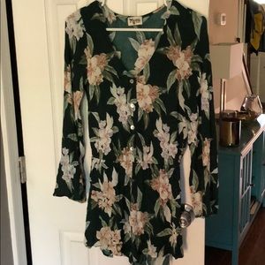 Floral print flowy Romper